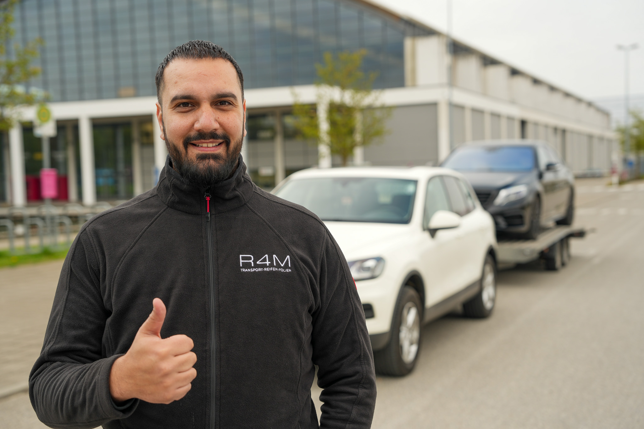 R4M Transport — Ihr Ansprechpartner